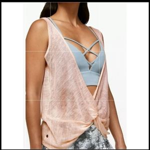 ❄️ 2/$40 Lululemon Mix and Mingle Tank